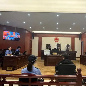 辅警多次向犯罪分子通风报信获刑，警示与反思